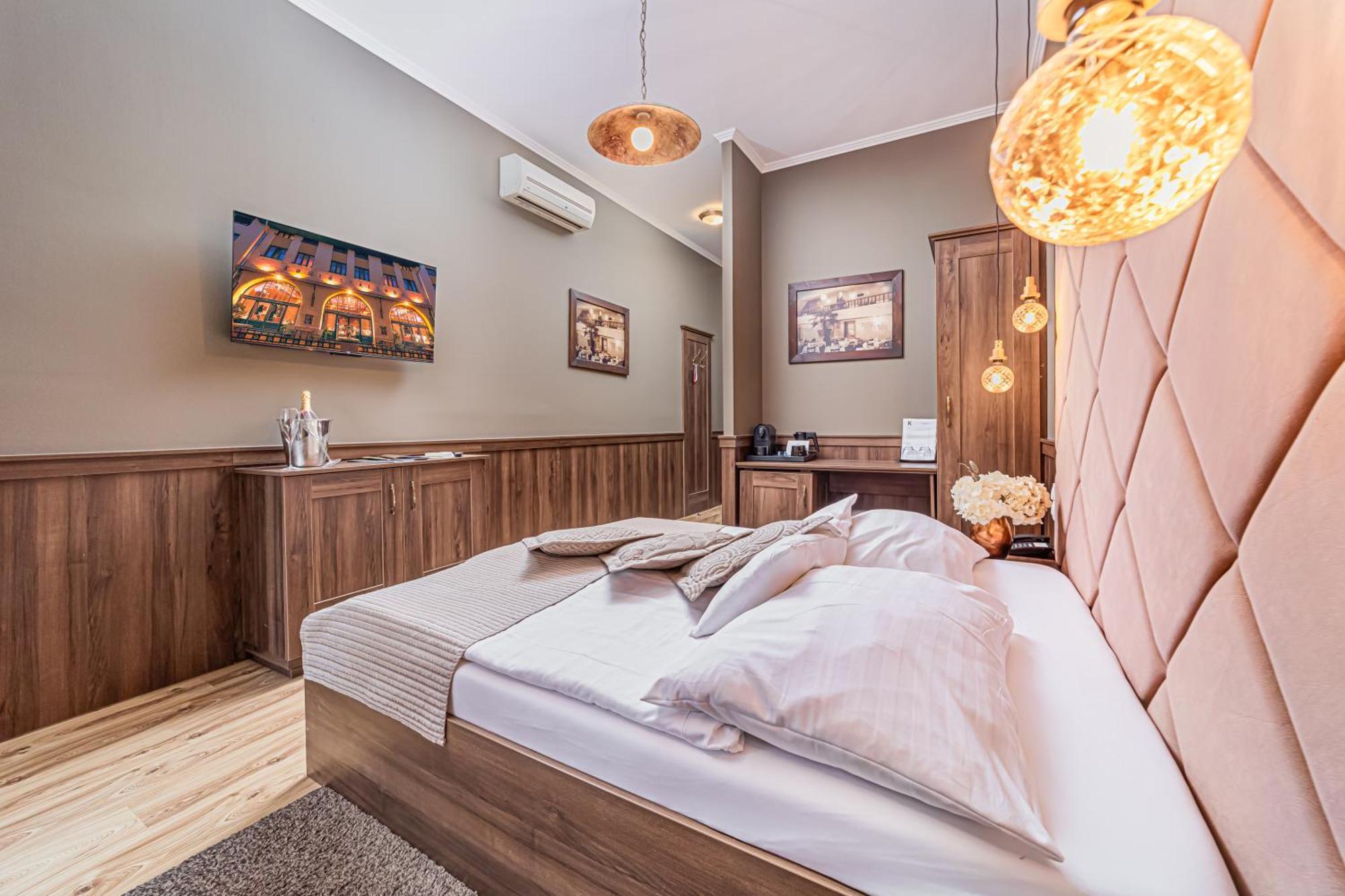 Komlo Hotel ยูลา ภายนอก รูปภาพ