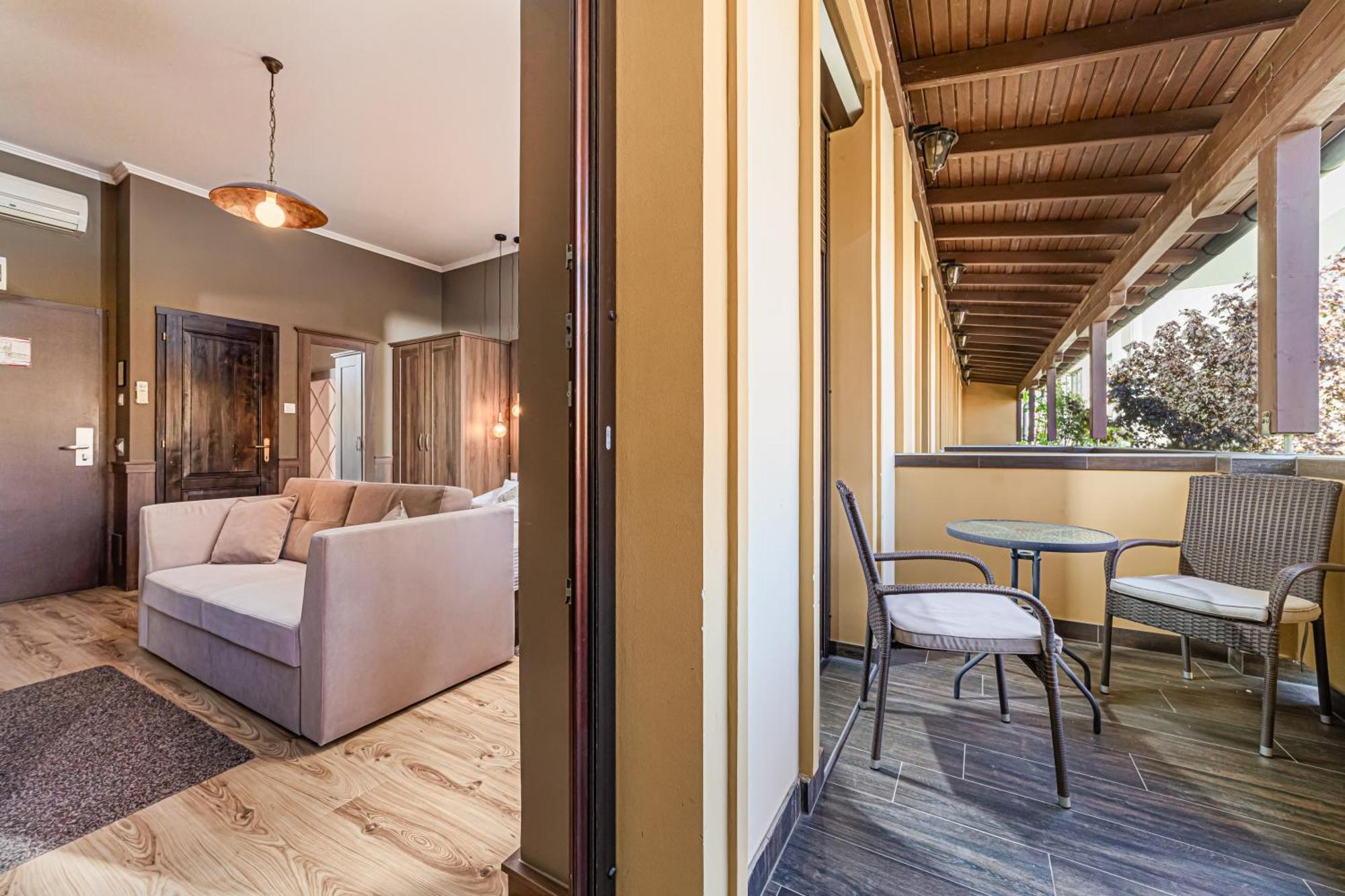 Komlo Hotel ยูลา ภายนอก รูปภาพ