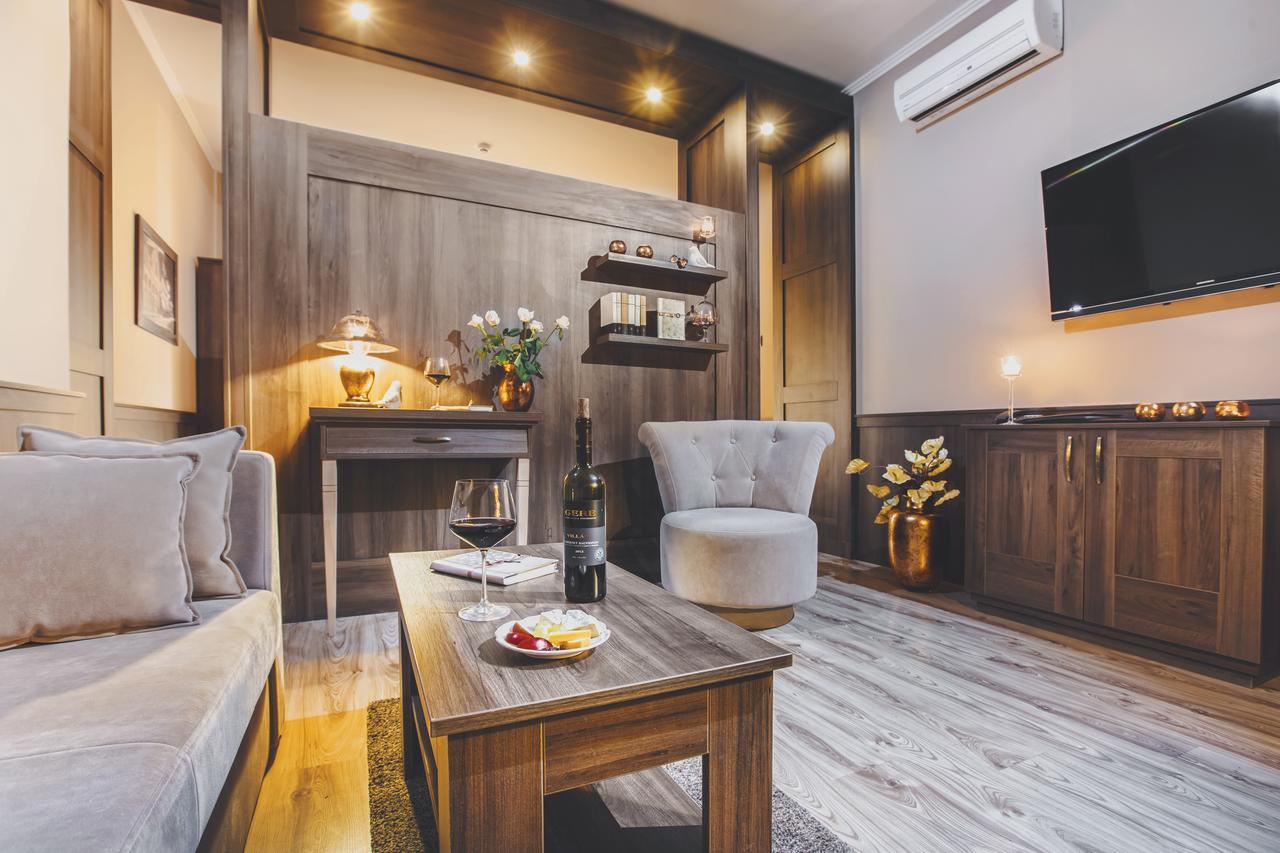 Komlo Hotel ยูลา ภายนอก รูปภาพ